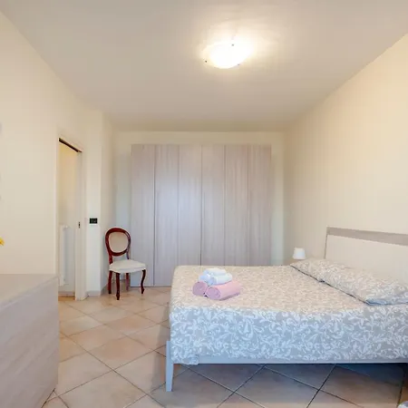 Rosato 14-balcone Sul Mare * باري